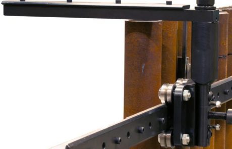 Esco-Air-Powered-Saw-Membrane-bracket-on-panel